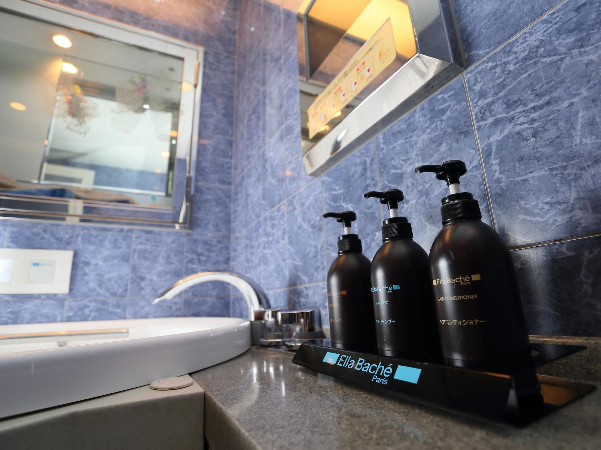 אוסקה Hotel Fine Garden Juso (Adults Only) מראה חיצוני תמונה