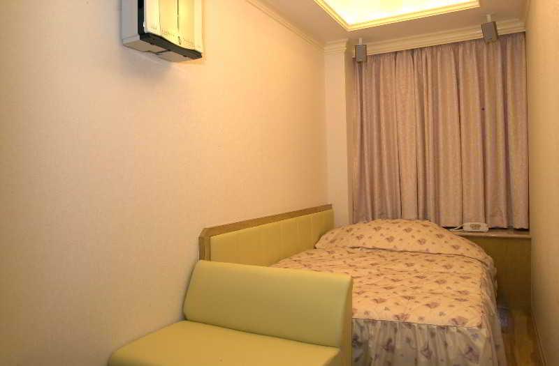 אוסקה Hotel Fine Garden Juso (Adults Only) מראה חיצוני תמונה